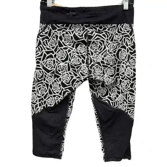 Lululemon Posey Black White Real Quick Crop Leggings size 6 - Picture 2 of 4